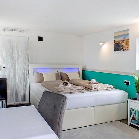 Spawo Mit Sauna Und Whirpool ฟุลเลนดอร์ฟ ภายนอก รูปภาพ