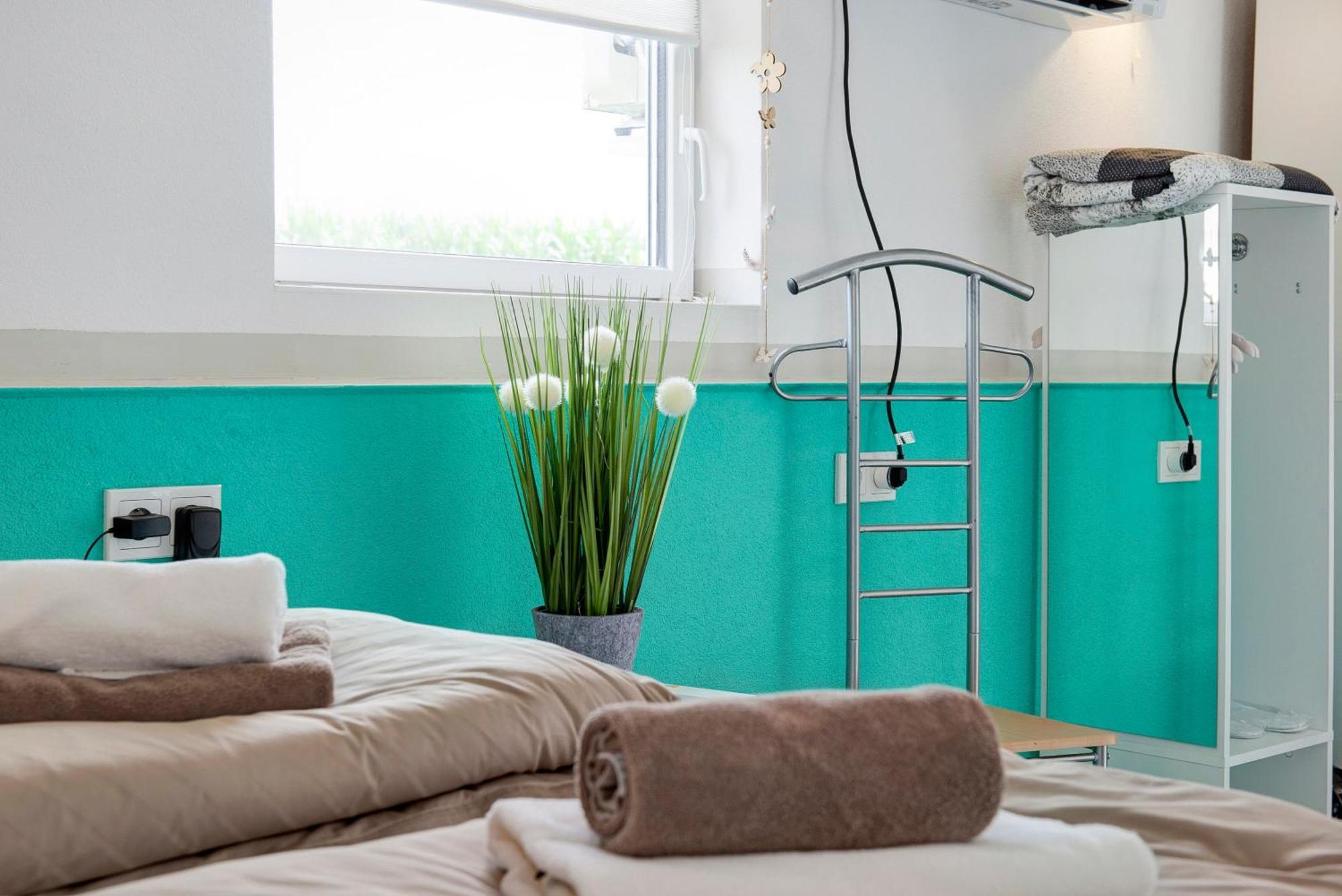 Spawo Mit Sauna Und Whirpool ฟุลเลนดอร์ฟ ภายนอก รูปภาพ